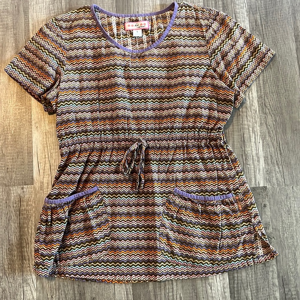 Koi small scrub top.  Excellent condition